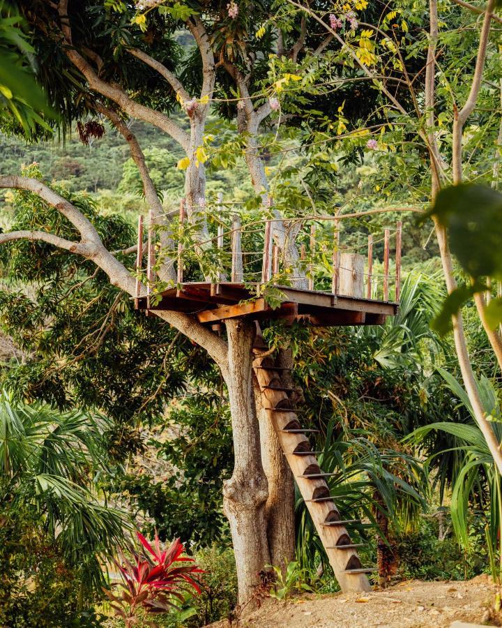 The Fort Hostel Don Diego Luaran gambar